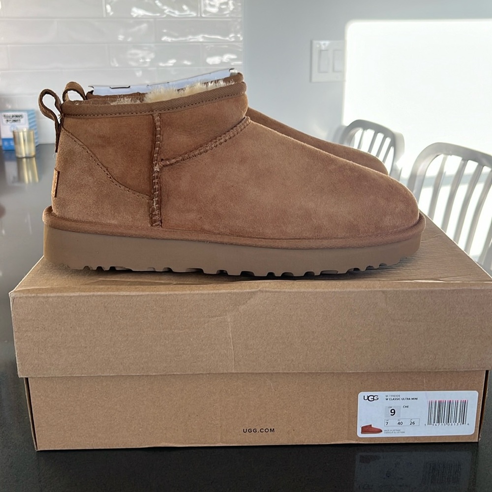 Ugg Classic Ultra Mini Chestnut size 9